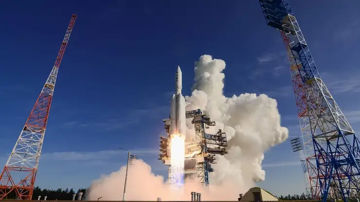 В космос запустили ракету «Ангара-А5», которую собрали в Омске. Смотрим завораживающее видео