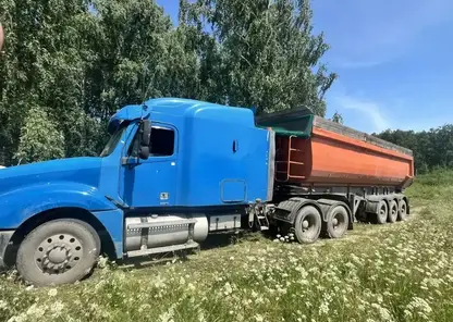 Бизнесмена из Ермаковского округа осудят за кражу почти 500 кубометров песка