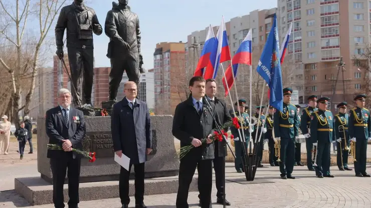 Памятник ликвидаторам Чернобыльской аварии открыли в Красноярске
