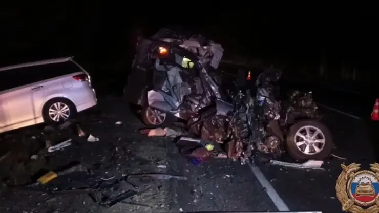 Тройное ДТП в Иркутской области: один погибший, один в больнице