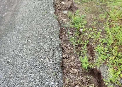 Десять дней на исправление: прокуратура заставила отремонтировать разбитую дорогу в Балахте