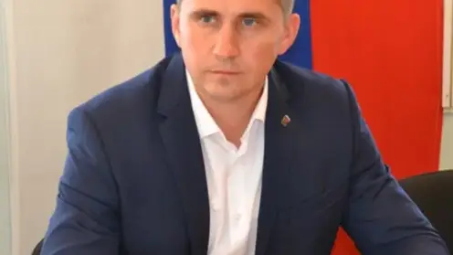 Мэр Биробиджана Максим Семенов ушёл в отставку