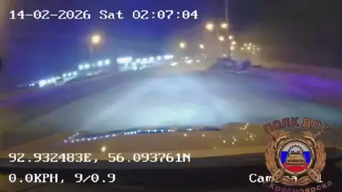 В Красноярске 18-летний водитель без прав врезался в столб: погиб 17-летний пассажир