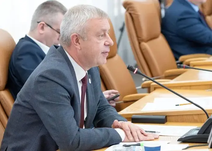 Мэрия Красноярска прокомментировала увеличение пенсии муниципальным служащим