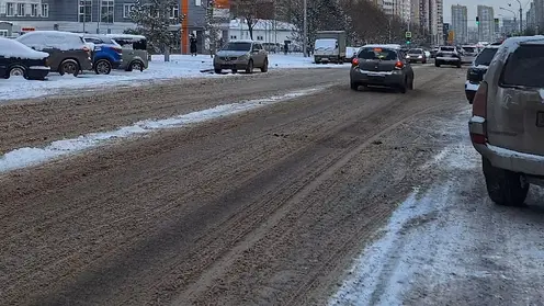 «Сезон дрифта открыт». Жители Красноярска в шоке от уборки города от снега