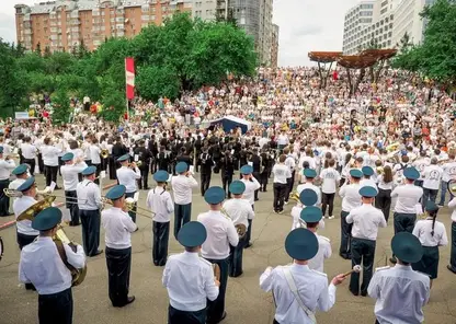 Концерт Пелагеи и выступление Кузи из «Универа»: свыше 100 тысяч красноярцев пришли на День города