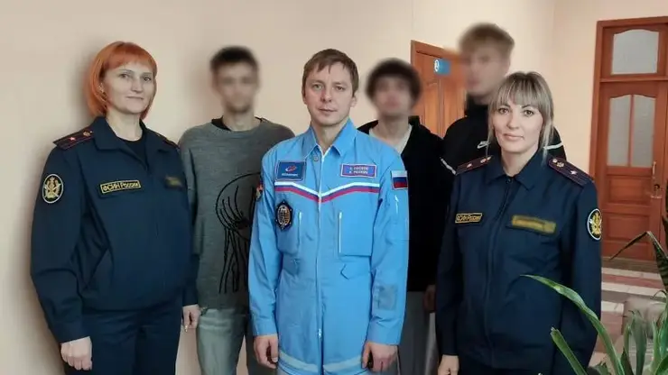 Космонавт Кирилл Песков встретился с назаровскими подростками, состоящими на учете в органах ФСИН