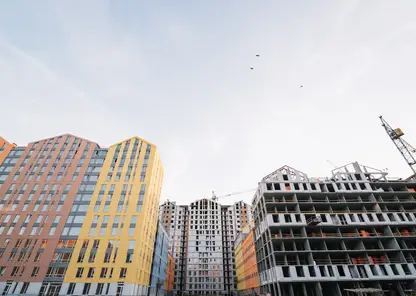 Названы регионы-лидеры и аутсайдеры по вводу жилья в 2025 году