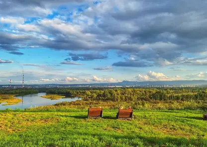 Тепло еще держится. Красноярцев ждет солнечная последняя суббота лета