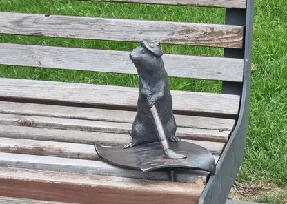 Еще один бронзовый суслик появился в Красноярске