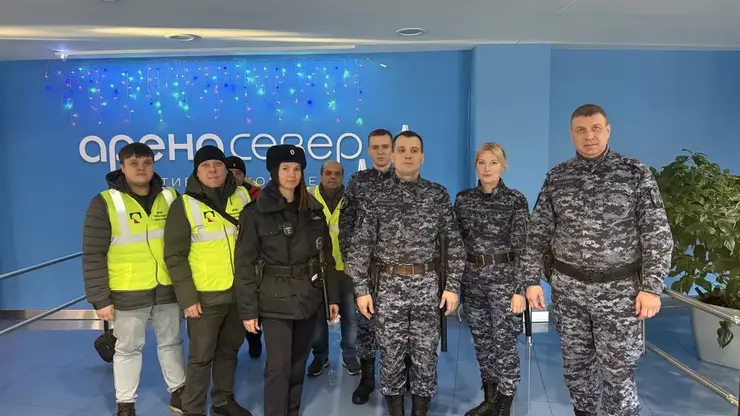 После смены на заводе – на улицы города: дружинники КрАЗа провели более 5 тысяч патрулей в 2025 году