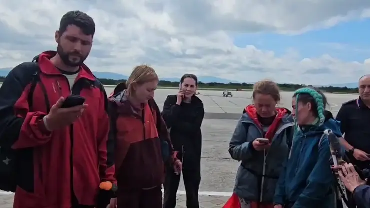 Пропавших на Итурупе туристов нашли: их искали больше суток