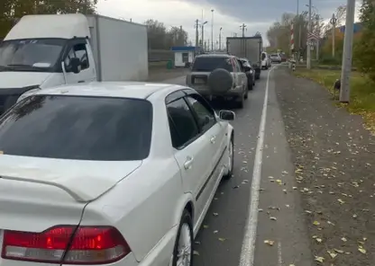 «Куплю машину ближе к жд»: правый берег Красноярска встал в 10-километровую пробку