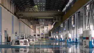 Богучанская ГЭС готовится к паводку: уровень водохранилища постепенно снижают