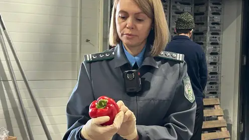 Почти 10 тонн заражённых перцев и винограда не попали в Красноярский край