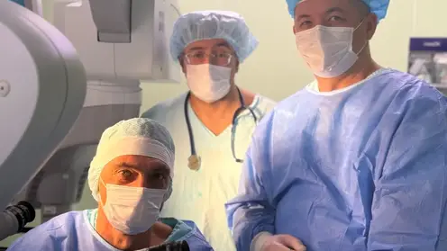 Красноярские врачи пересадили пациентке кость из ноги в челюсть
