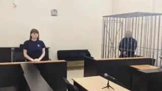 В Томской области мужчина обвиняется в попытке сжечь жену и пятерых детей за то, что пилила за пьянство