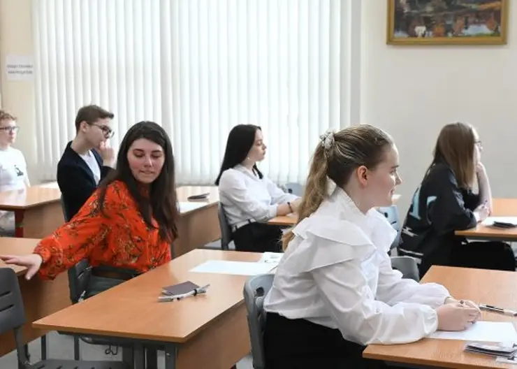 7 выпускников Красноярского края сдали ЕГЭ по информатике и ИКТ на 100 баллов