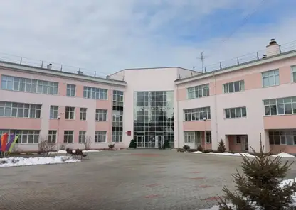 Потолок обвалился в иркутской школе