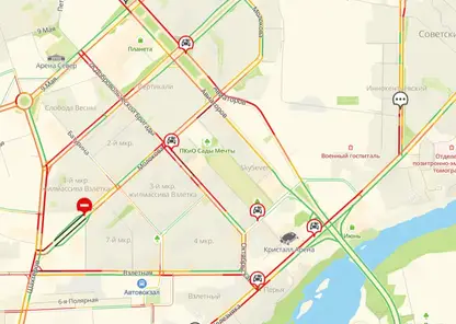 Красноярцы встали в пробку на Взлётке из-за пяти ДТП