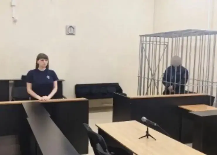 В Томской области мужчина обвиняется в попытке сжечь жену и пятерых детей за то, что пилила за пьянство