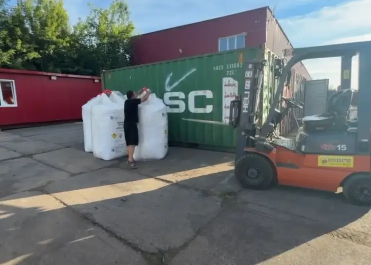 Незаконную перевозку опасного груза по Енисею пресекли в Красноярском крае