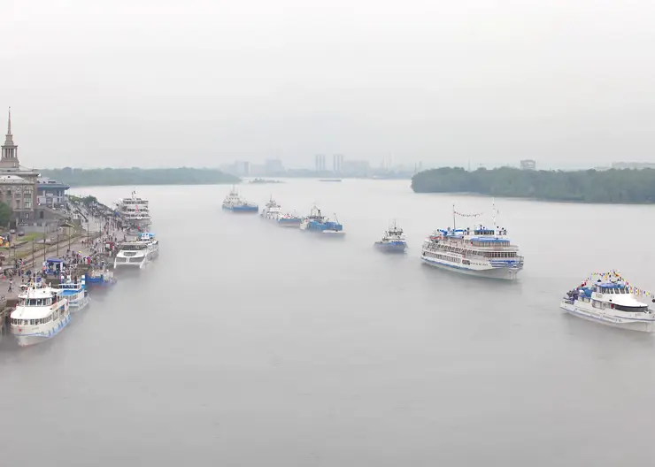 Красноярск отметит День речника парадом судов на Енисее