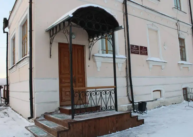 В Енисейске напавшему на главу города жителю предъявили обвинение