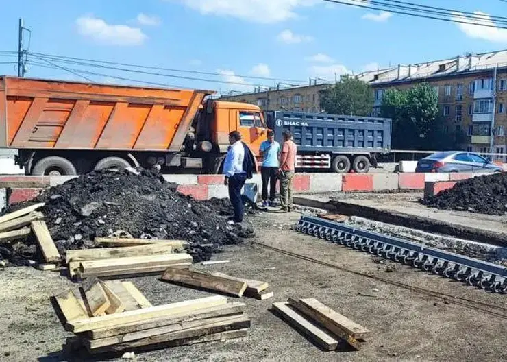 Власти Красноярска потребовали усилить темп дорожного ремонта