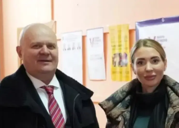 Жена мэра Красноярска Анастасия Логинова уволилась из городской администрации