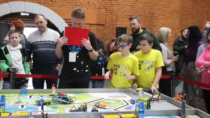 Красноярские школьники представят в Москве проект по оптимизации сбора мусора