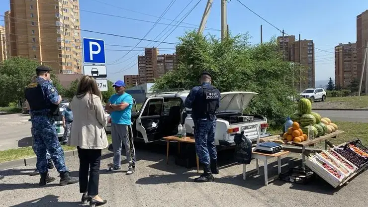 Несанкционированную торговлю пресекают в Октябрьском районе Красноярска