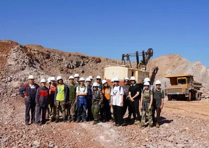 Юные геологи побывали на карьере «Черный мыс»  Красноярского цементного завода