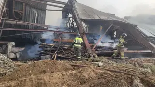 Пожар охватил почти две тысячи квадратов в Красноярском крае Пожар охватил почти две тысячи квадратов в Красноярском крае