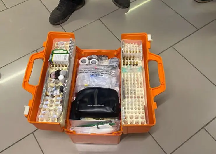 Фельдшер из Омска незаконно проводил процедуры с сильнодействующим препаратом