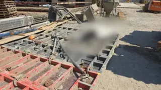 Рабочий погиб от упавшей на него металлической детали во время строительства многоэтажки в Красноярске Рабочий погиб от упавшей на него металлической детали во время строительства многоэтажки в Красноярске