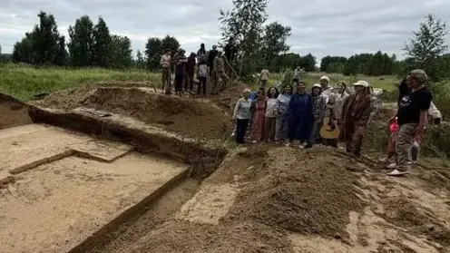 Находку эпохи палеолита откопали во время археологической экспедиции в Омской области