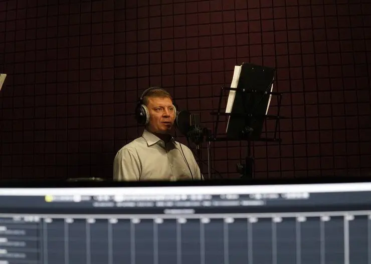 Глава Красноярска принял участие в озвучивании городского аудиогида