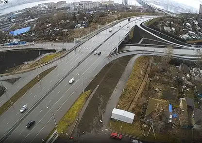 В Красноярске движение по новой развязке на Николаевском проспекте открылось не полностью