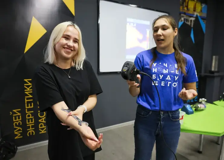 В Красноярском крае школьники отправились на экскурсию в Музей энергетики Красноярского края