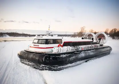 На Байкале для туристов будет работать судно на воздушной подушке