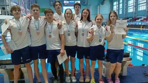 Красноярские пловцы установили рекорд России на первенстве в Саратове