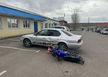 13-летний подросток на мопеде устроил аварию в Емельяновском районе края