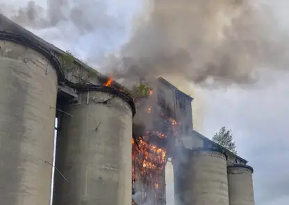 Оперативные итоги суток края: крупный пожар в Ачинске, ДТП на трассе и утонувший рыбак