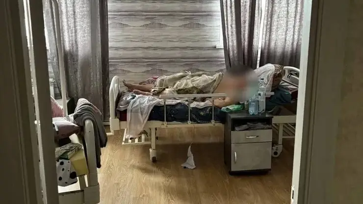 Пансионат для престарелых закрыли за нарушения в Омской области