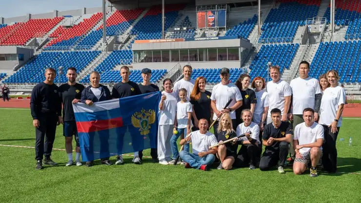 Команда Законодательного Собрания одержала победу в матче по мини-лапте