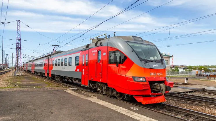 С 28 мая в связи с ремонтными работами изменится расписание ряда пригородных поездов КрасЖД