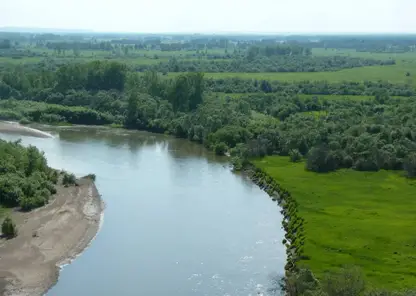 Прокуратура требует привести в порядок шесть дамб в Красноярском крае