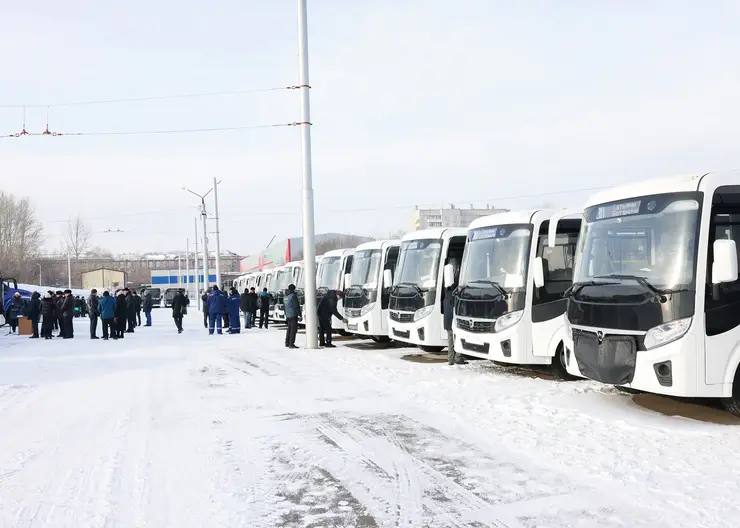 Водителям Красноярского края передали ключи от новых автобусов