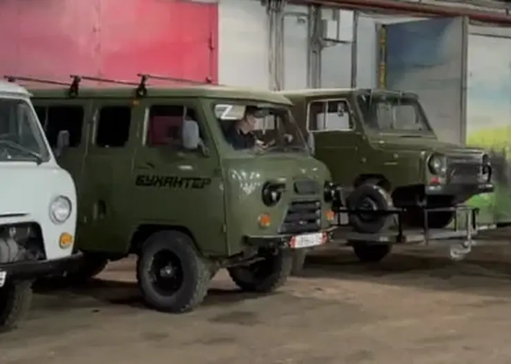 Сотрудники автотранспортного предприятия №5 собрали гуманитарную помощь для бойцов СВО